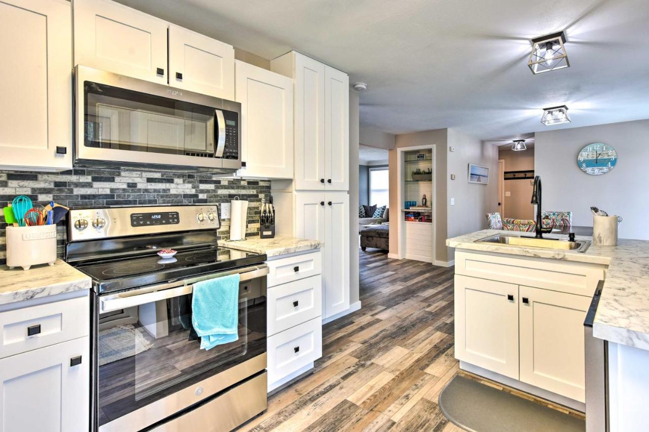 Charming Retreat With Deck - Walk To Lake Pepin Esterno foto